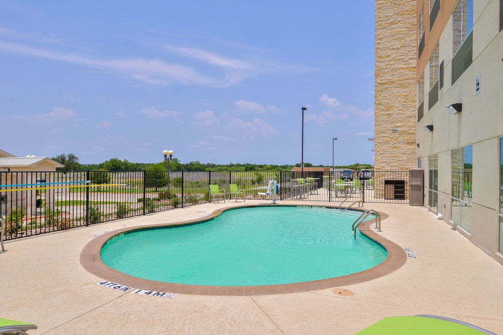 Holiday Inn Express Early by IHG - photo 19