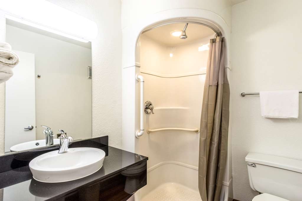 Motel 6 Redding CA Central - photo 20
