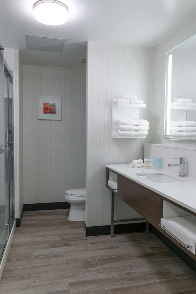 Hampton Inn Black Mountain - photo 9