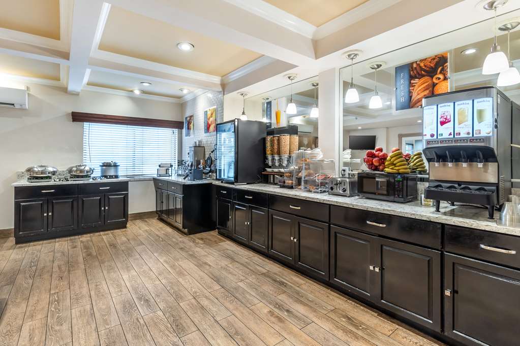 Best Western John Muir Inn - photo 4