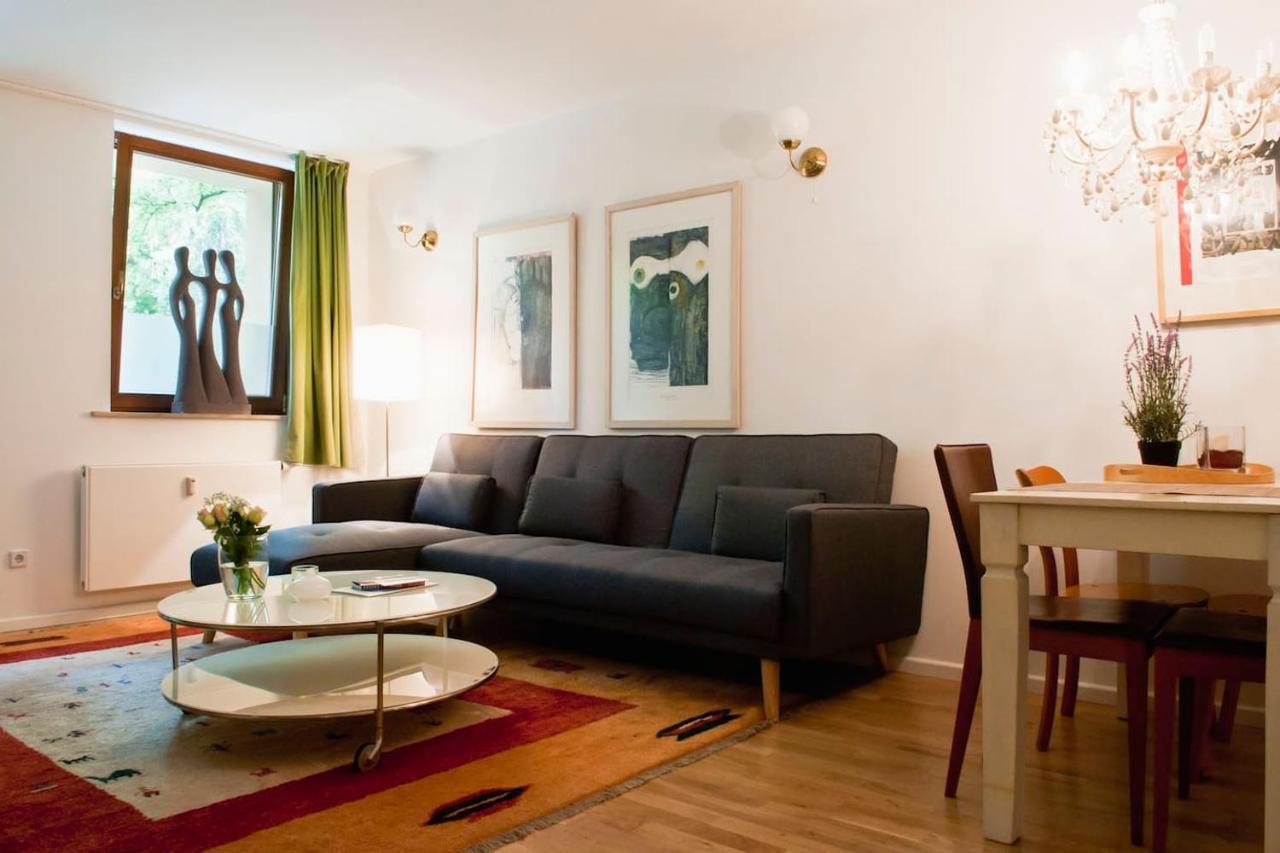 Beautiful Park Apartment for 4 Guests — 4-Star Luxury Hotel in Berlin, Germany