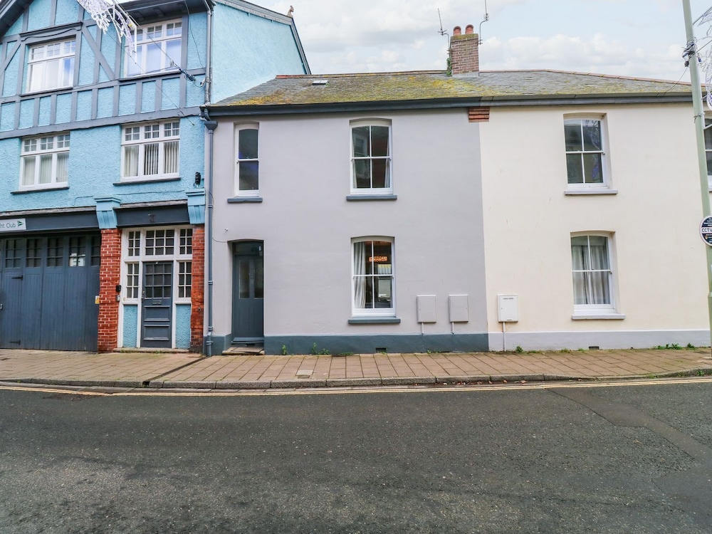 Green Retreat — 4-Star Luxury Hotel in Dartmouth, United Kingdom