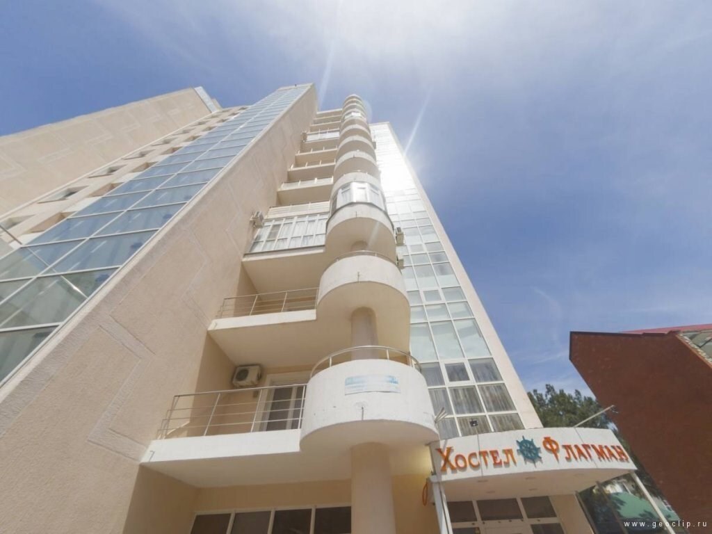 DHostel - carbon neutral hotel in Gelendzhik