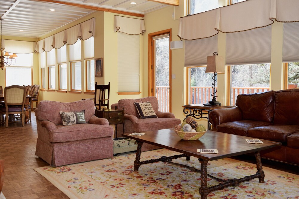 Double Dog Inn - photo 73