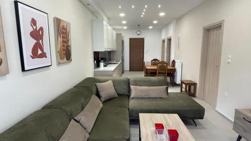 Downtown Apartment — 4-Star Luxury Hotel in Volos, Greece