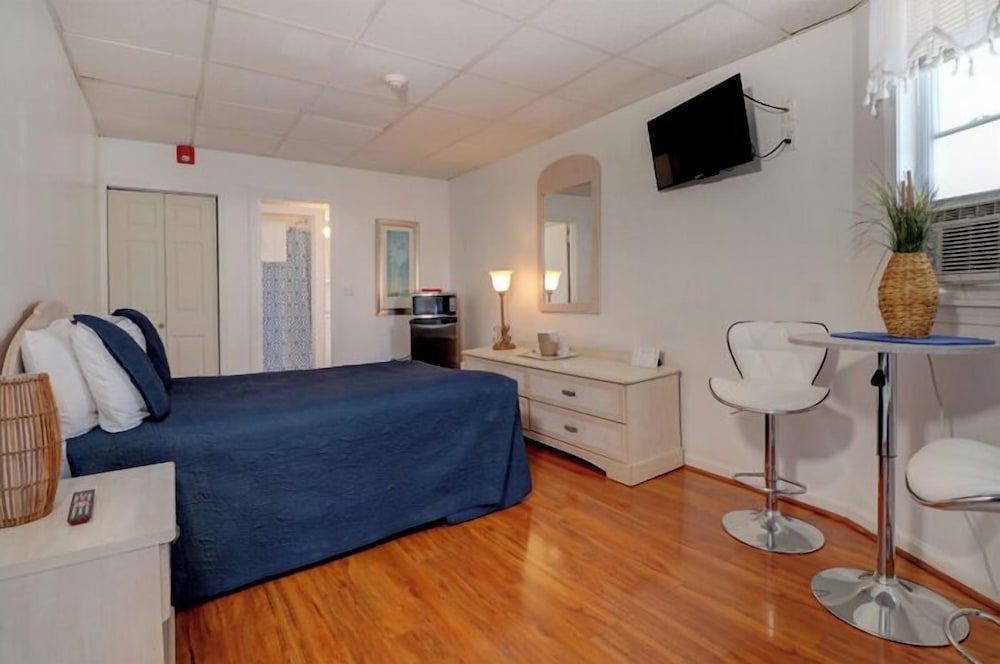 Atlantis Motel - featured photo