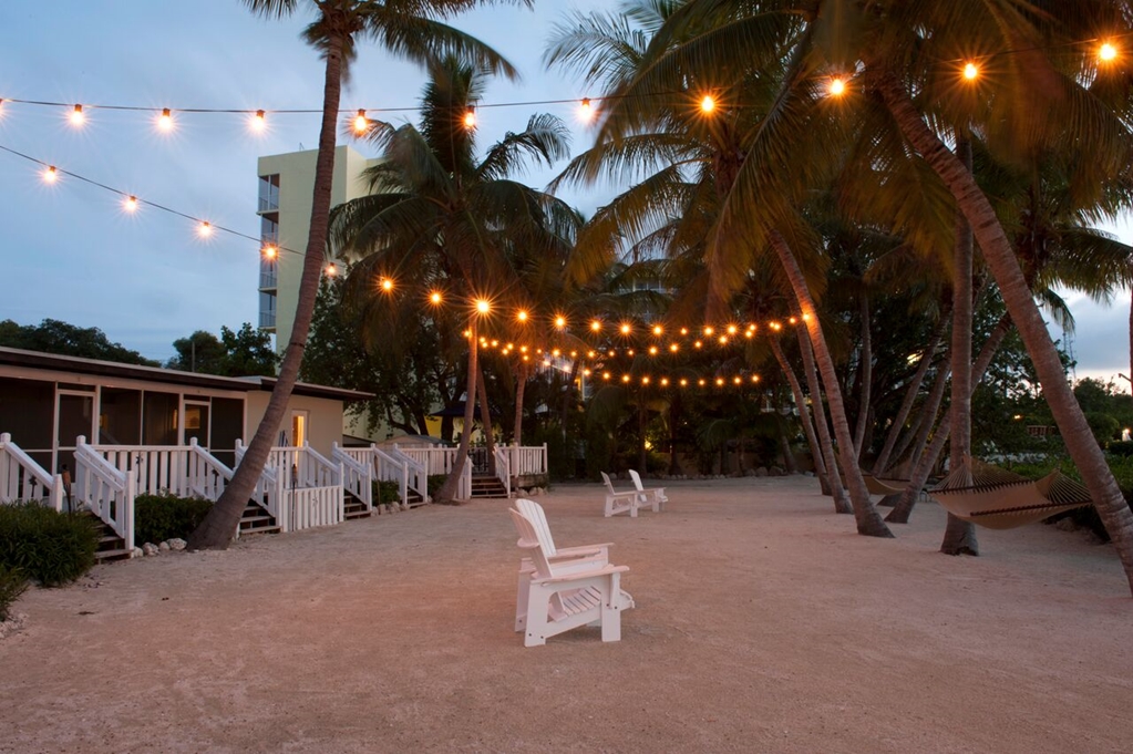 Coconut Palm Inn - photo 15