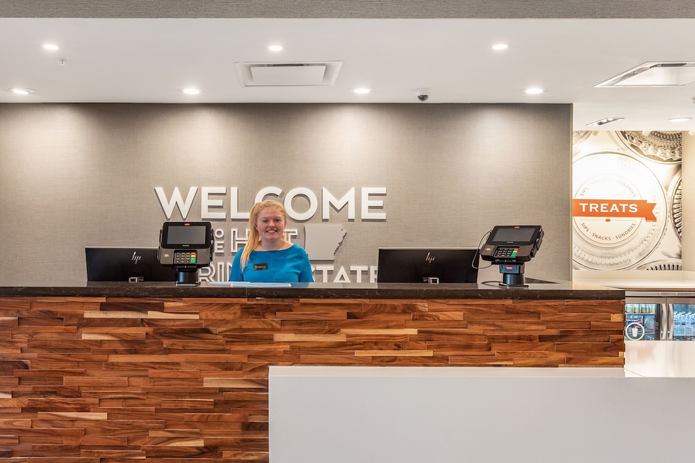 Hampton Inn Batesville - photo 2