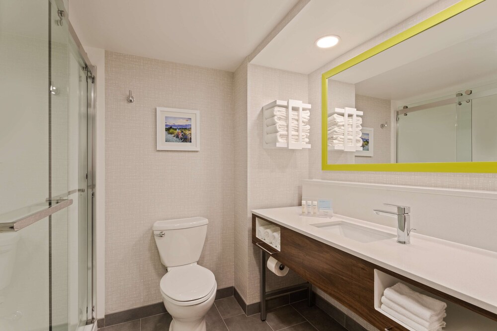Hampton Inn & Suites Fort Myers Beach Sanibel Gateway - photo 28