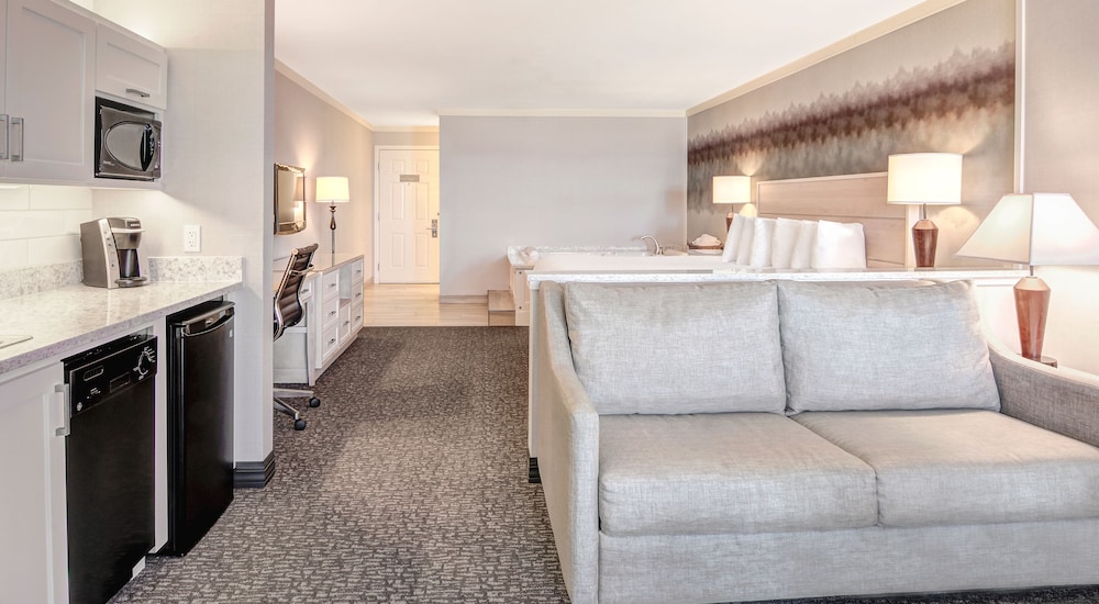 Hallmark Resort Newport - photo 41