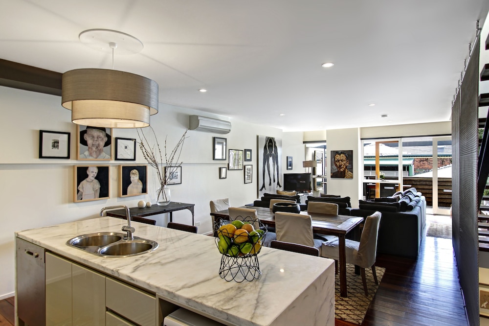 The Butter Factory Byron Bay — 4-Star Luxury Hotel in Byron Bay, Australia