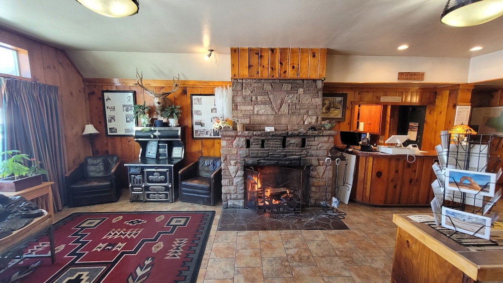Jacob Lake Inn — Fredonia — photo 2