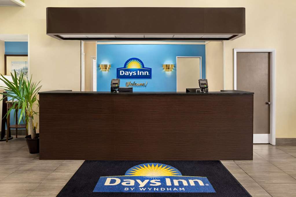 Days Inn by Wyndham Hardeeville I 95 State Line - photo 6