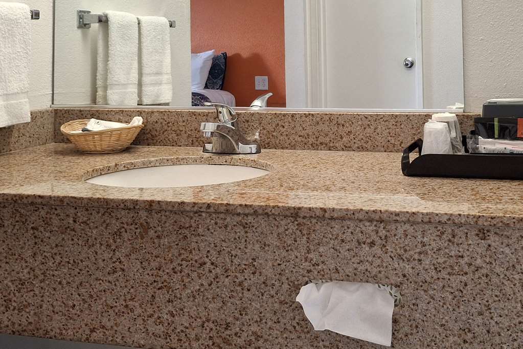 Rodeway Inn Alameda Oakland - photo 18