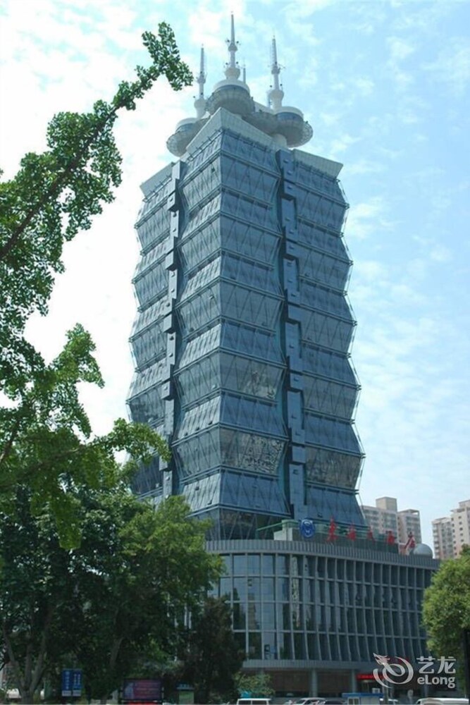 Donghai Hotel - carbon neutral hotel in Luoyang