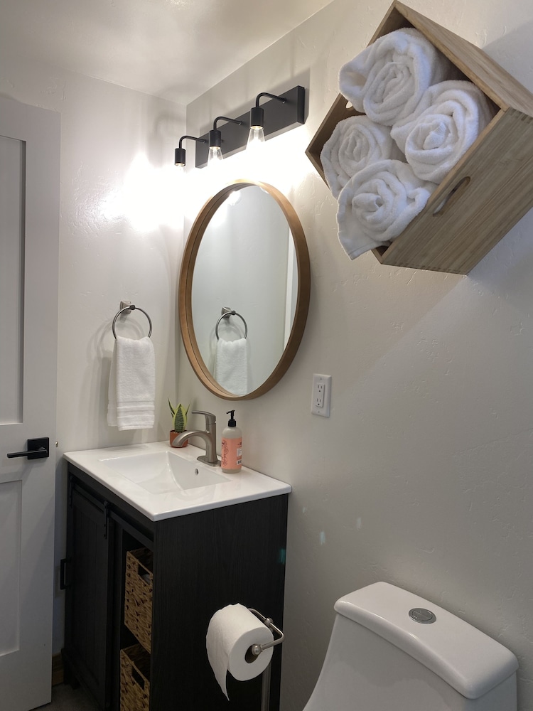The Darmont Hotel and Suites - photo 20