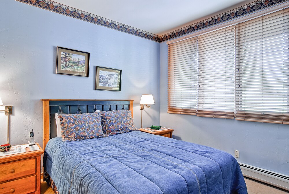 Highlands Slopeside by East West Hospitality - photo 42