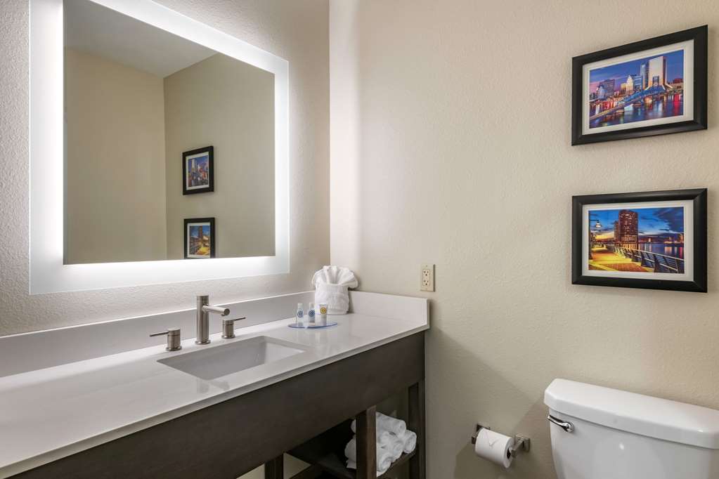 Comfort Inn & Suites Jacksonville Orange Park Near Naval Air Station - photo 11