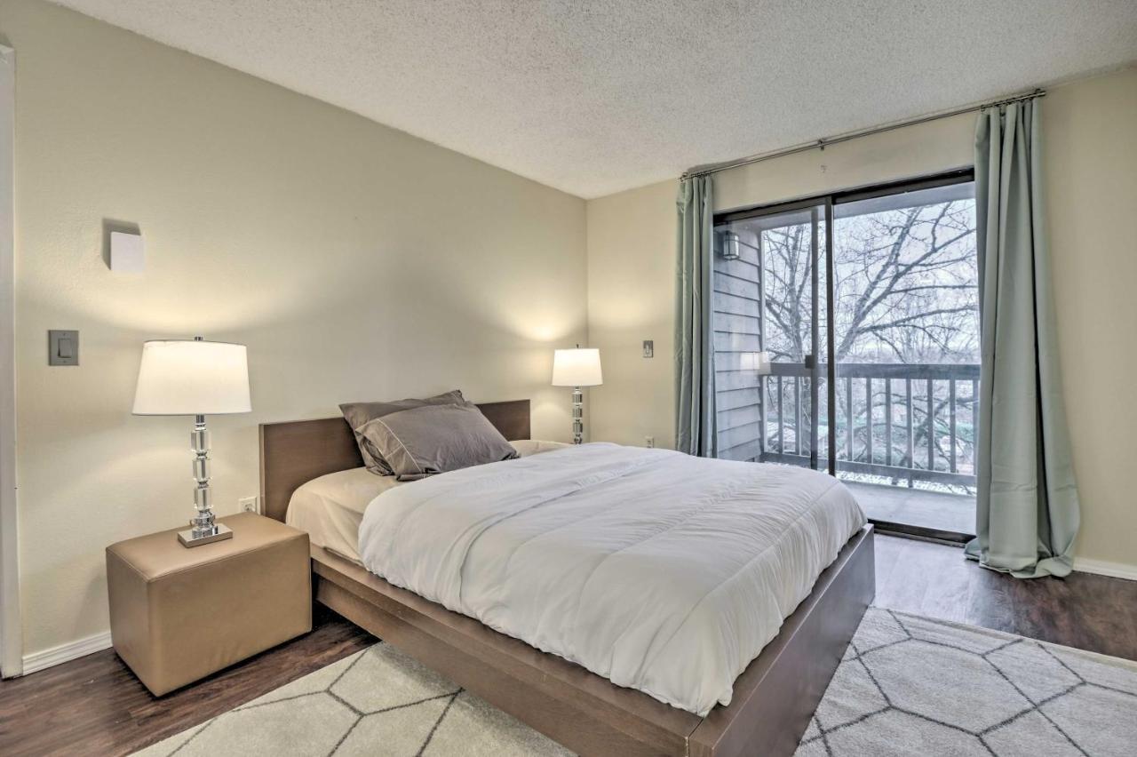 Heart of Seattles Suburbs Family Friendly Condo — 4-Star Luxury Hotel in Renton, United States