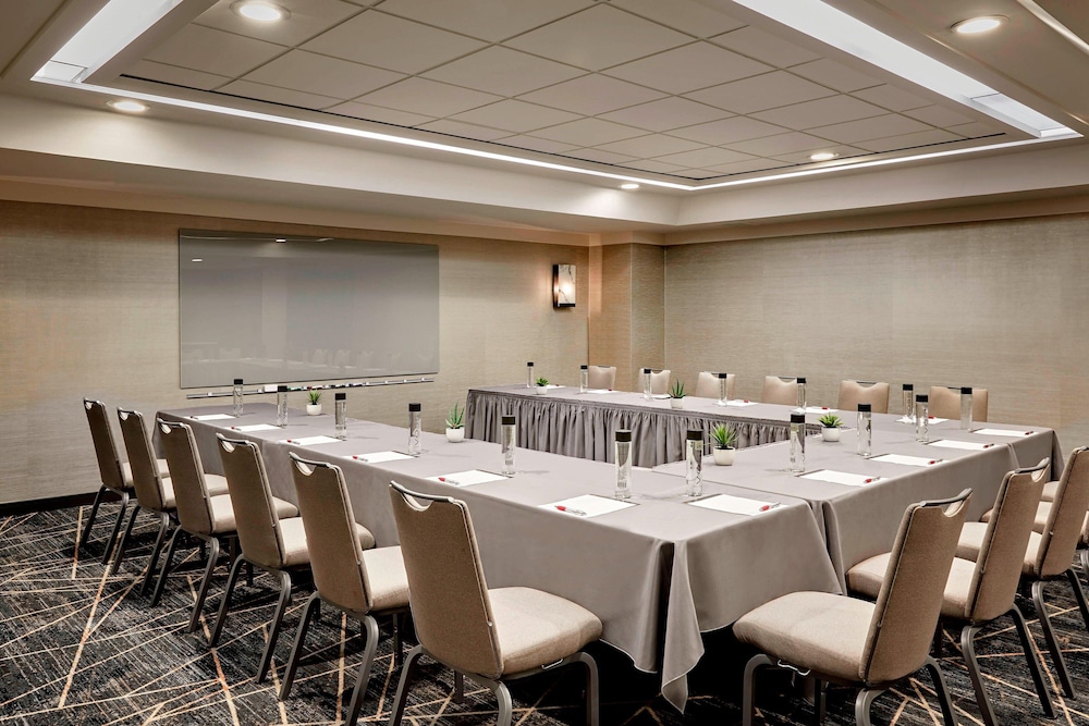 San Francisco Airport Marriott Waterfront - photo 61