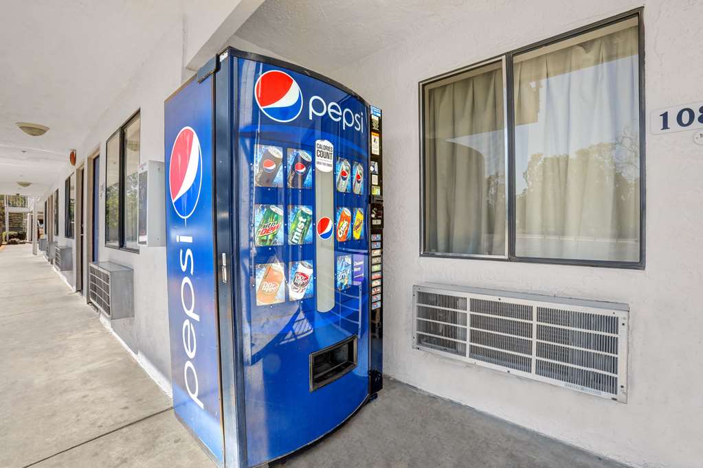 Motel 6 Fresno CA Belmont Ave - photo 25