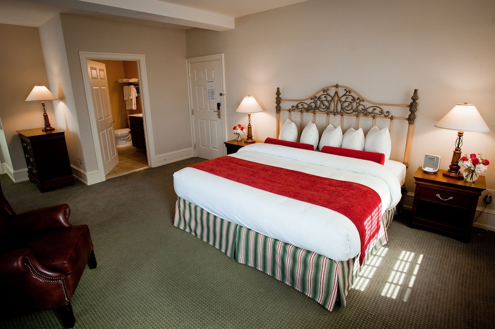 Normandy Farm Hotel and Conference Center - photo 10