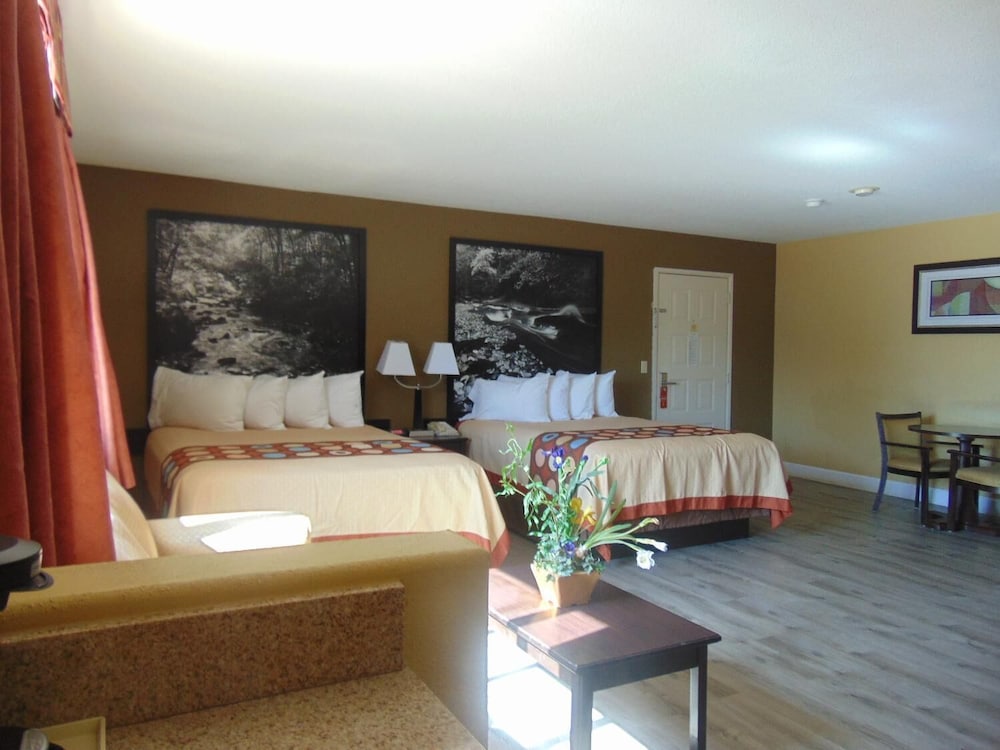 Super 8 by Wyndham Payson - photo 12