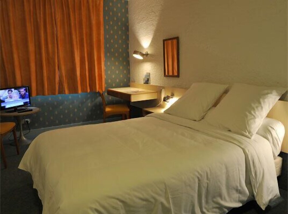 Logitel - carbon neutral hotel in Saint-Doulchard