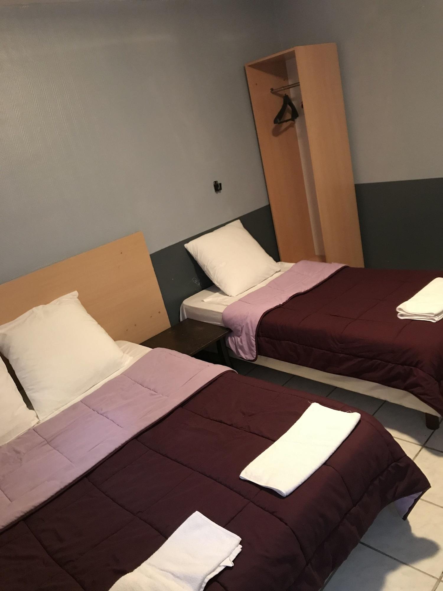 Fm Hotel - last minute hotel in Paris