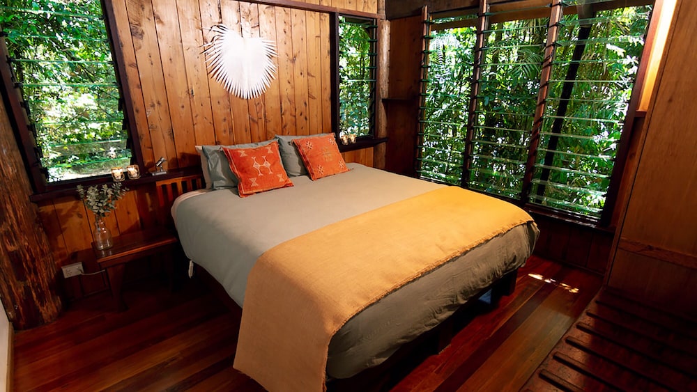 The Canopy Rainforest Treehouses & Wildlife Sanctuary — Atherton — photo 2