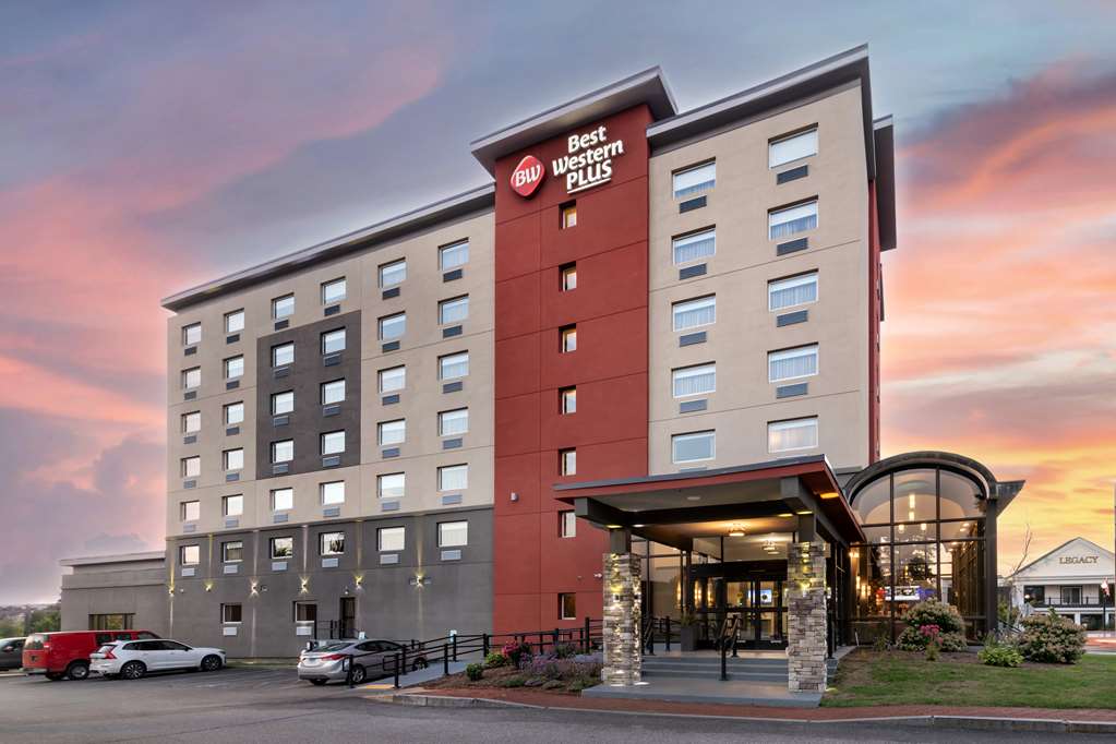 Best Western Plus Landmark Inn in Laconia, United States