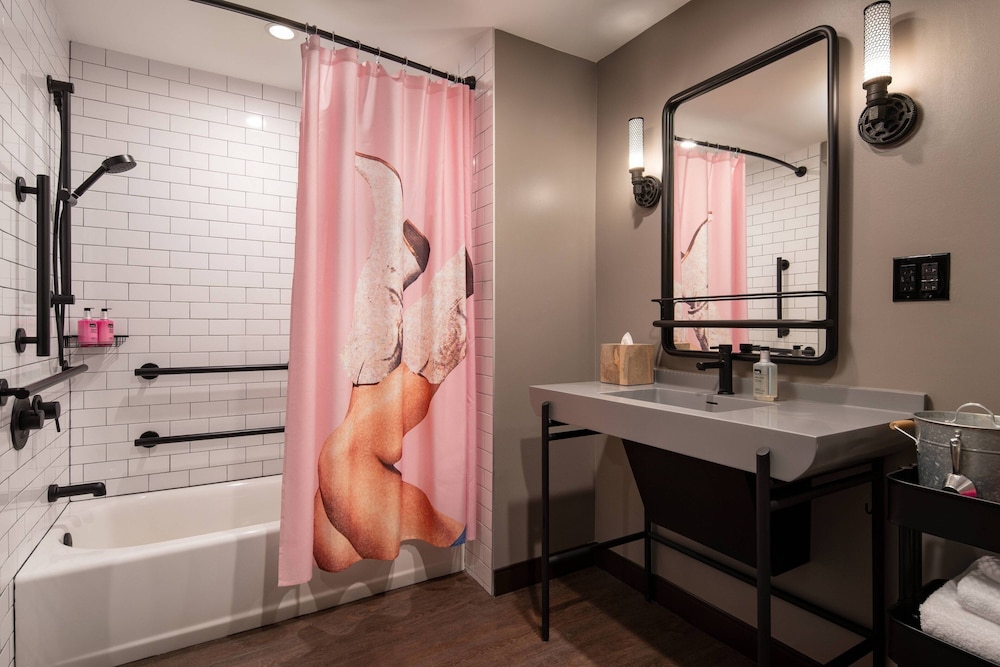 Moxy Austin University - photo 28