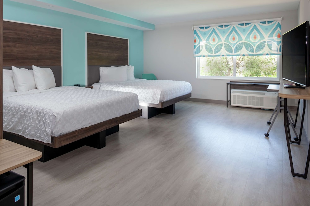 Tru By Hilton Round Rock - photo 5