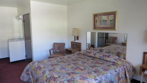 Eagle Rock Motel - photo 15