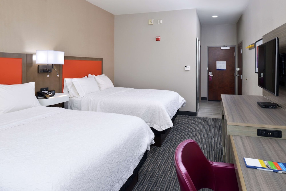 Hampton Inn Fort Stockton - photo 23