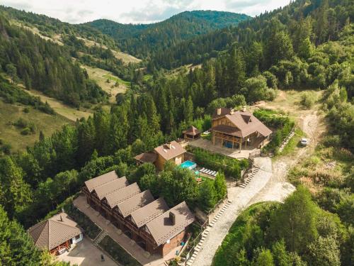 Villa Alpiyka — 4-Star Luxury Hotel in Slavske, Ukraine