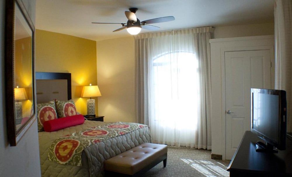 Scottsdale Camelback Resort VRHost - photo 9