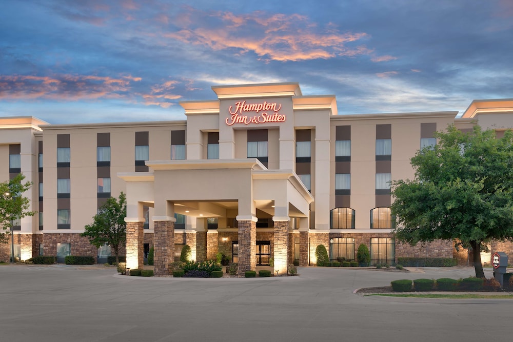 Hampton Inn & Suites Ft. Worth Burleson - featured photo
