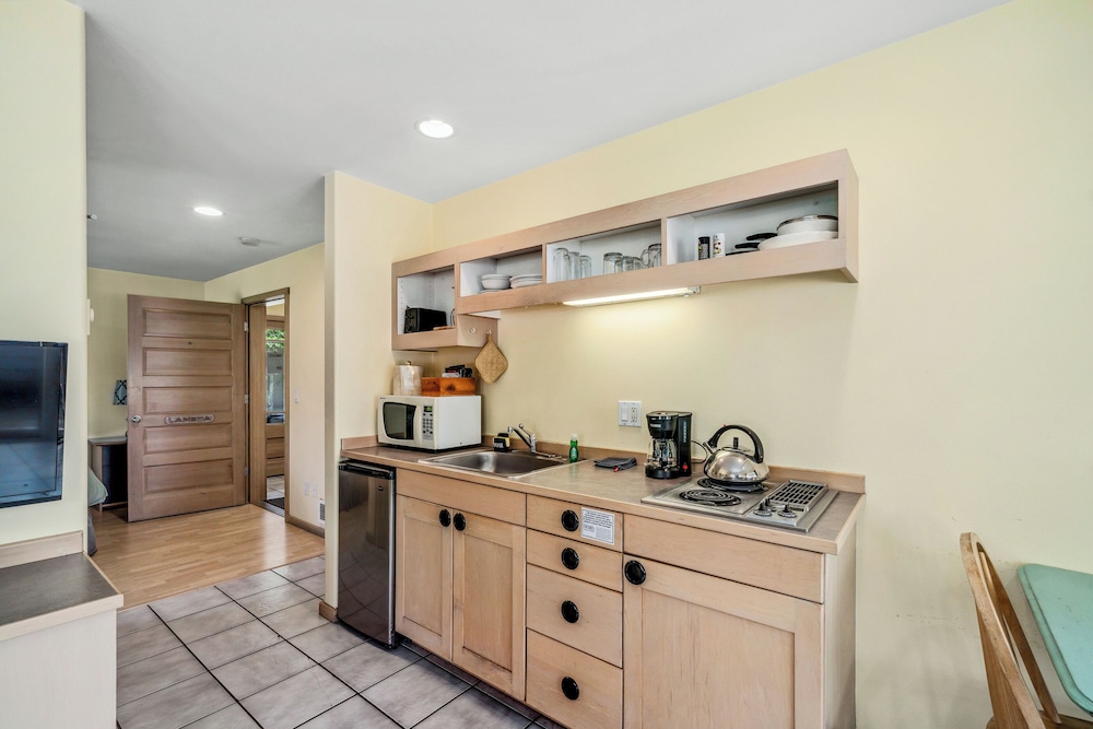 The Inn at Manzanita - photo 20