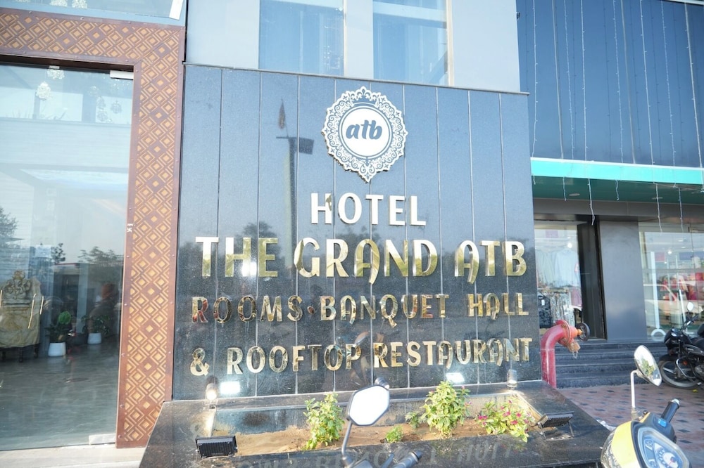 Hotel The Grand Atb in Bharatpur, India
