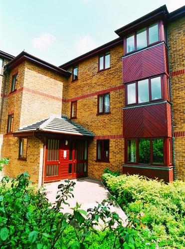 Quayside Close Holiday Apartments — 4-Star Luxury Hotel in Poole, United Kingdom