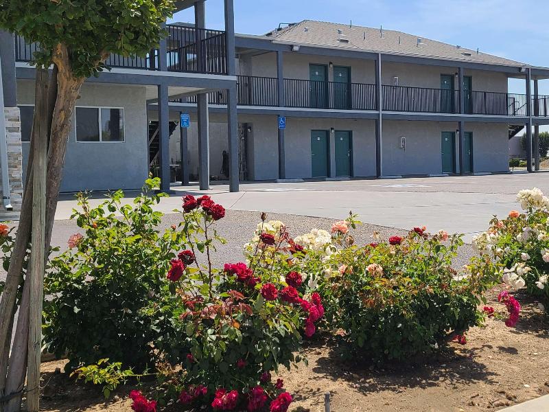 SureStay Hotel by Best Western Chowchilla Yosemite - photo 17