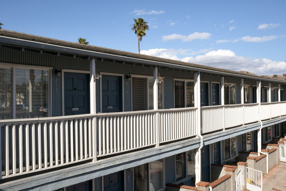 The Shores Inn and Beach Houses - photo 56