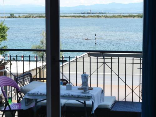SunsetBarbana tricamere con posto auto — 4-Star Luxury Hotel in Grado, Italy