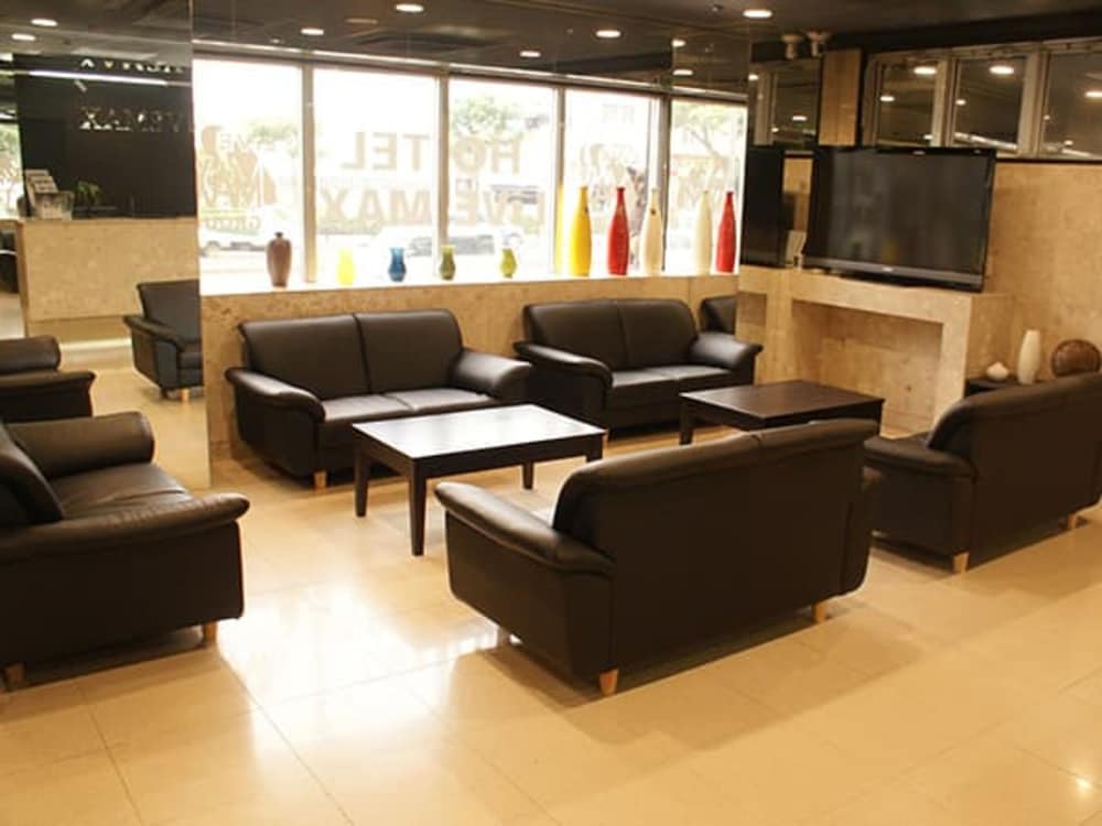 Hotel Livemax Naha - last minute hotel in Naha