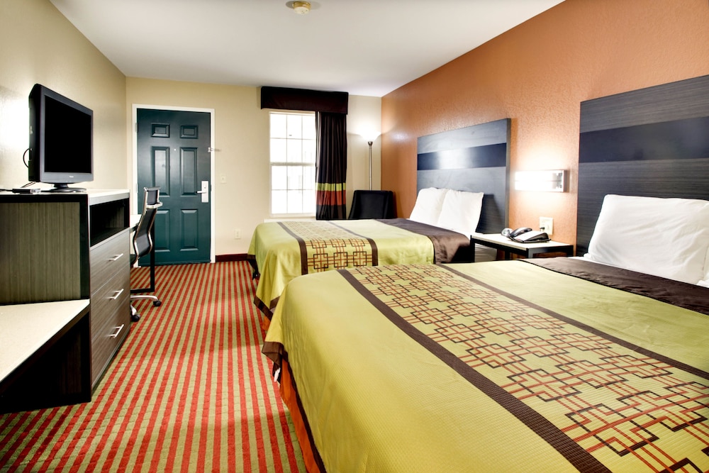 Key West Inn Millbrook - photo 8