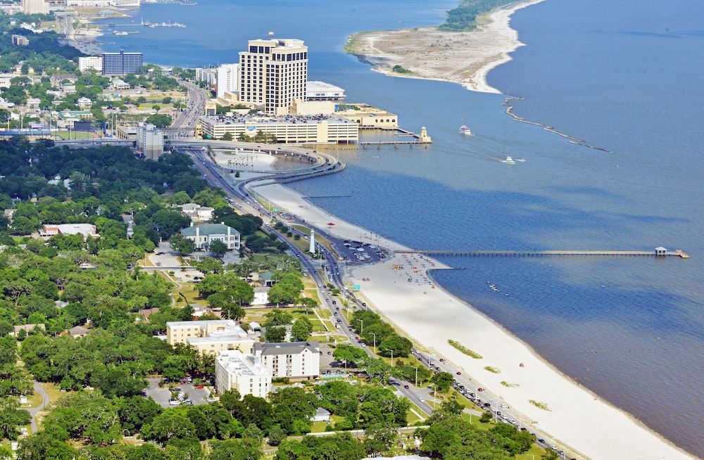 Hampton Inn Biloxi - photo 49