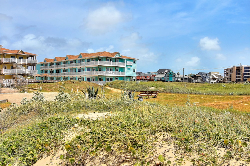 Beachgate CondoSuites & Motel - photo 149