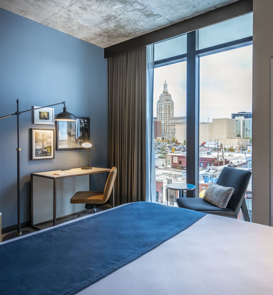 Hotel Indigo Tulsa DWTN Entertainment Area by IHG - photo 20