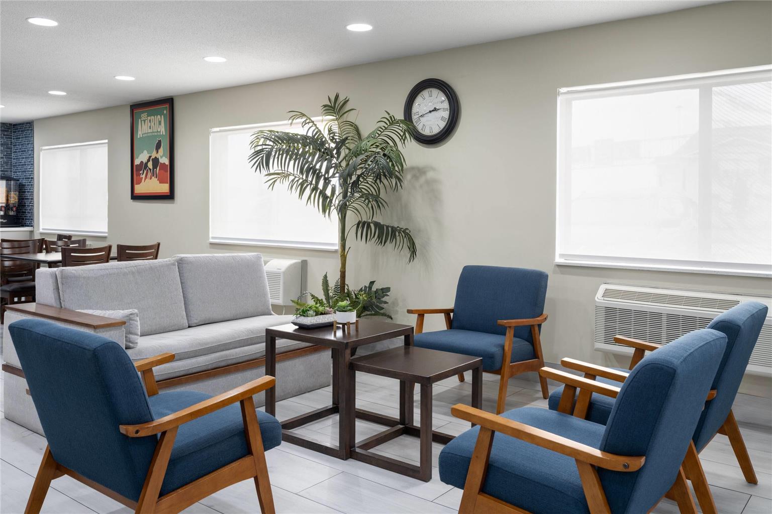 Travelodge by Wyndham Fargo West Acres - photo 5